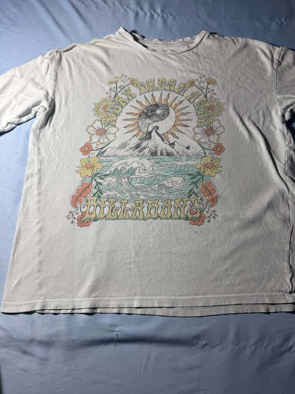 Billabong Graphic T-Shirt Size L Graphic Tee